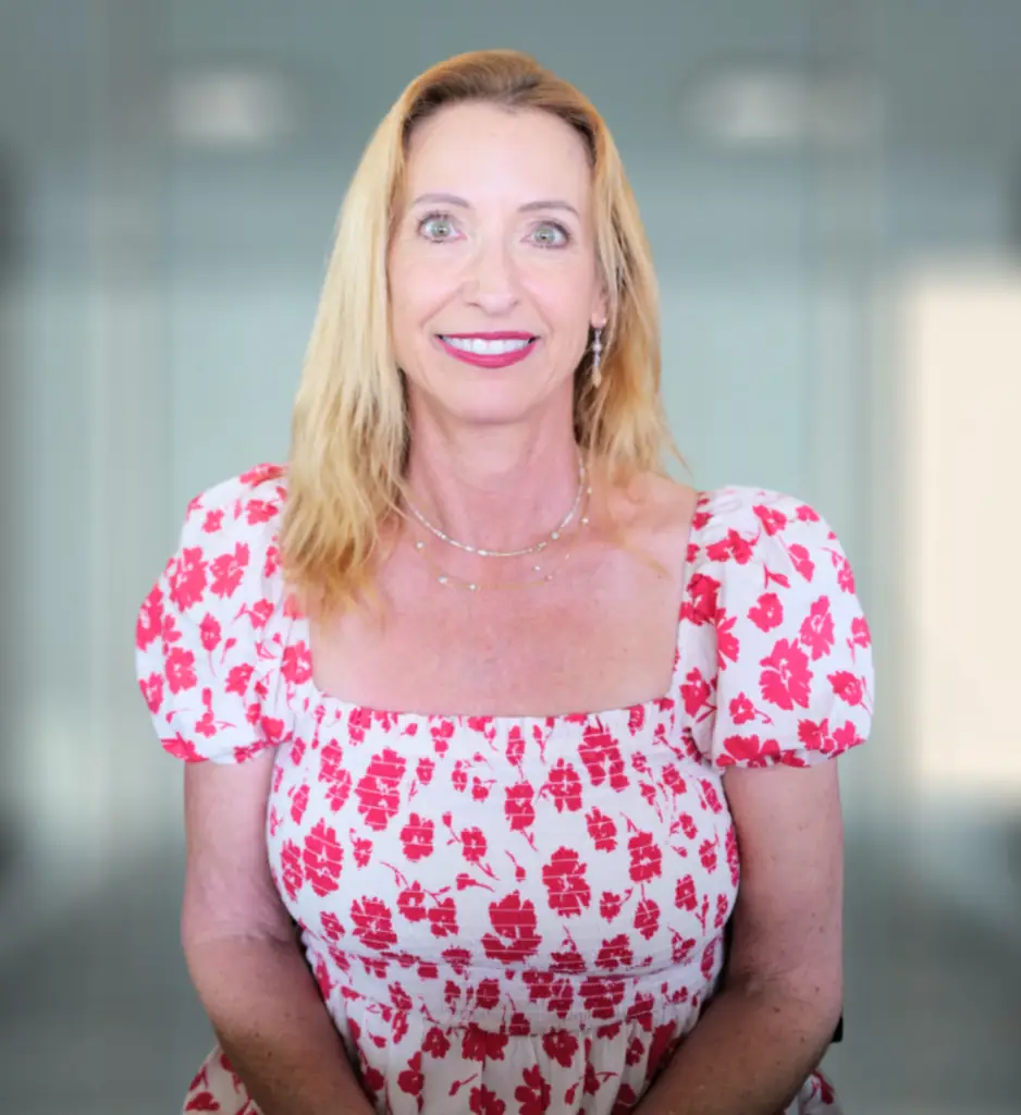 DR. STEPHANIE CORNEJO